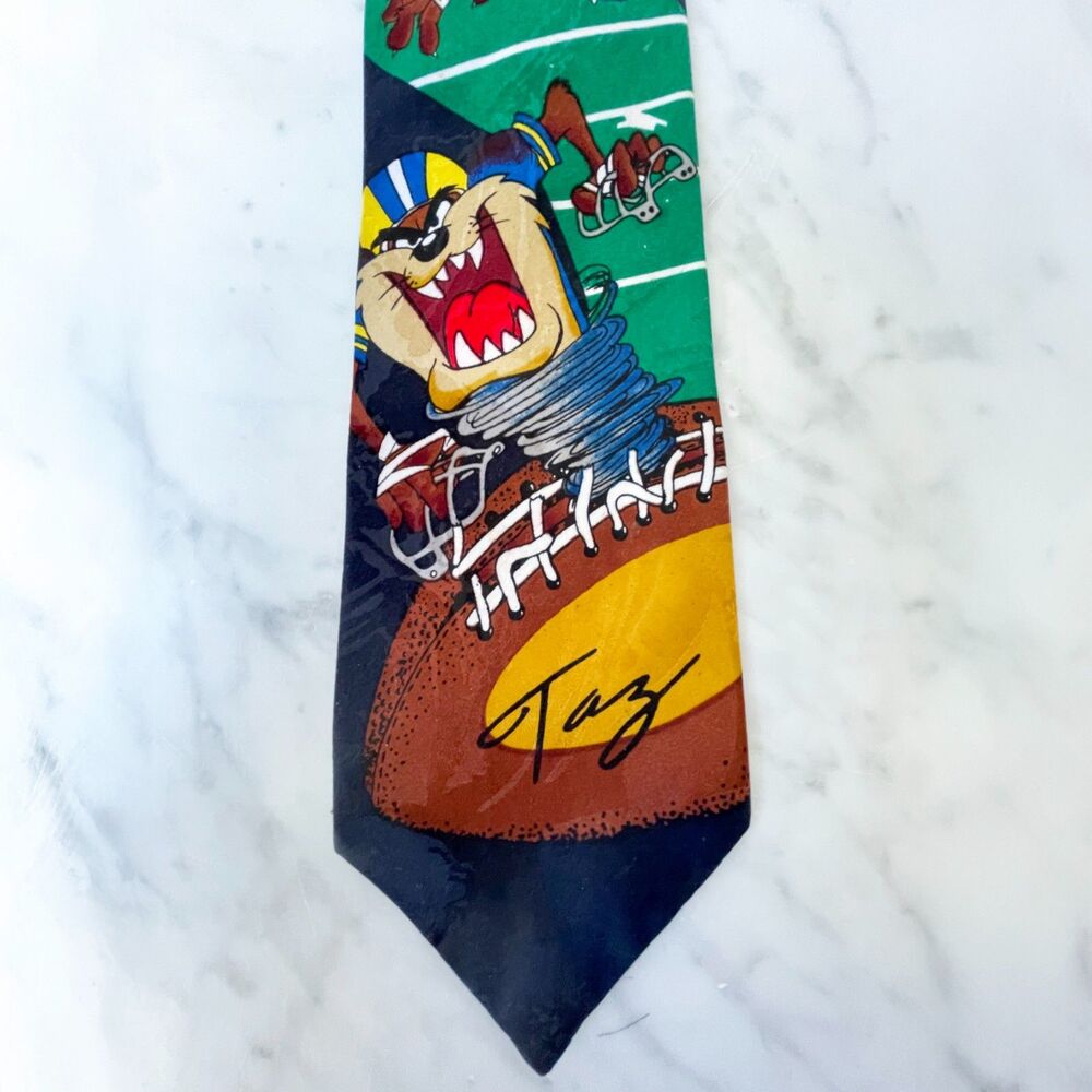 Looney Tunes Taz Football Necktie Vintage 1995 Tasmanian Devil Polyester